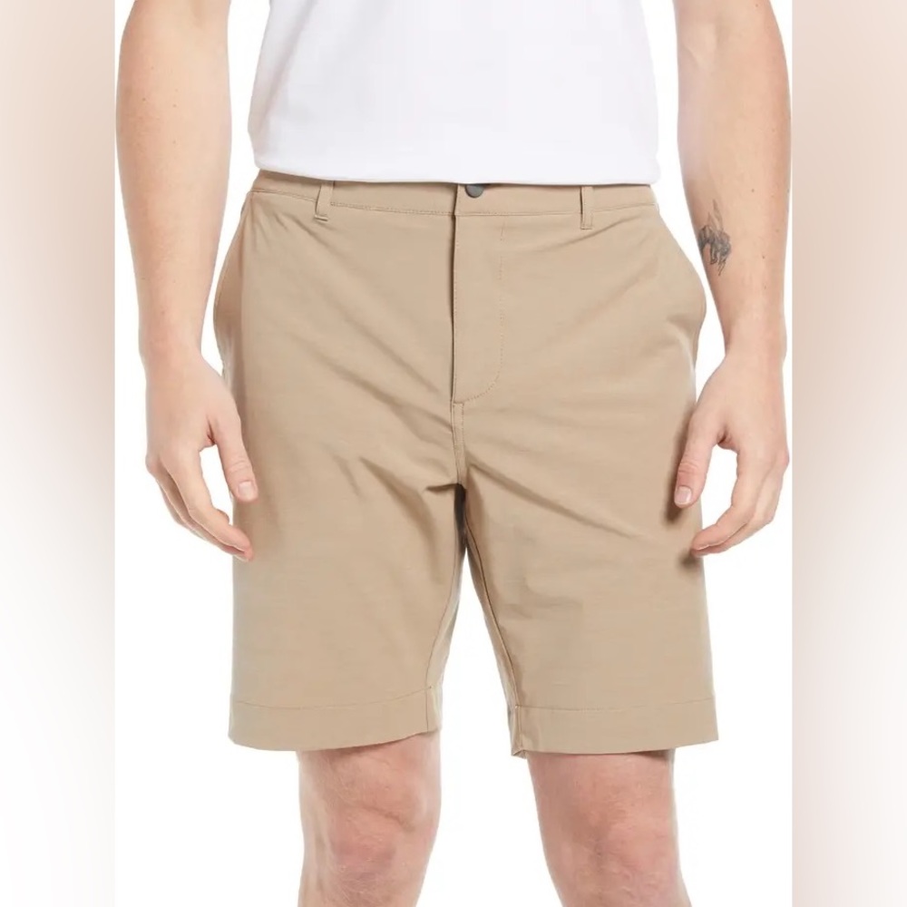 FAHERTY Belt Loop All Day Shorts in Khaki